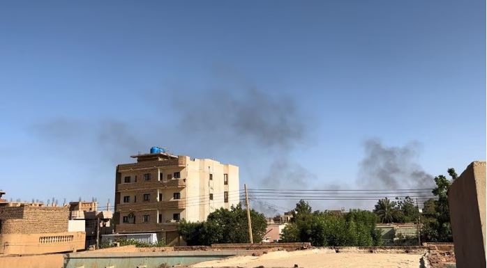 Ataque aéreo en Omdurman de Sudán deja 22 muertos, dice Ministerio de Salud
