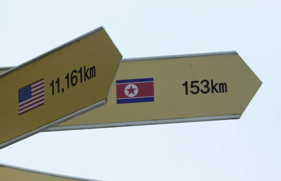 Estados Unidos y la solitaria Corea del Norte no tienen vínculos diplomáticos, pero aún tienen formas de comunicarse entre sí