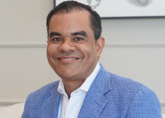 Elías Báez asegura propuestas de campaña han mejorado gestión municipal actual SDO