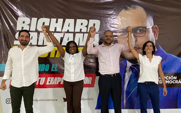 José Horacio Rodríguez, Jenny Berroa, Richard Santana y Virginia Antares