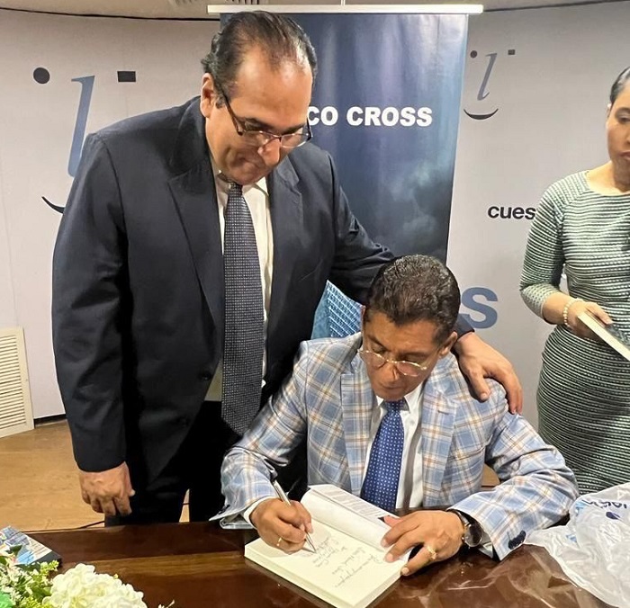 Marcos Cross