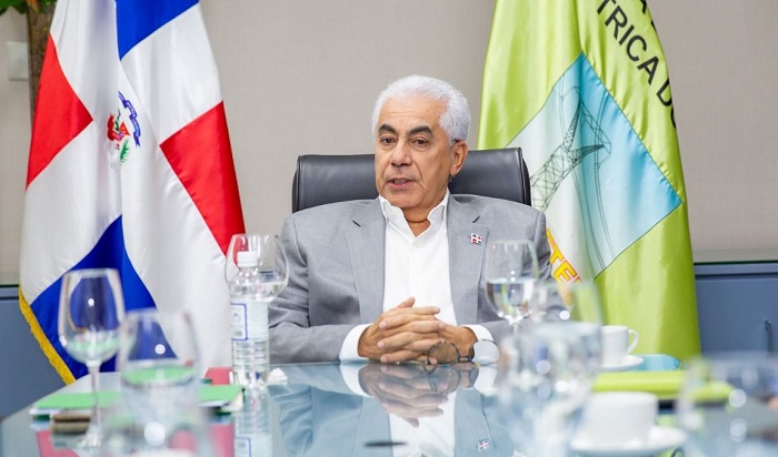 Ing. Martín Robles Morillo, administrador general de la ETED durante sesión con Comité de Emergencias de la ETED (CEETED).