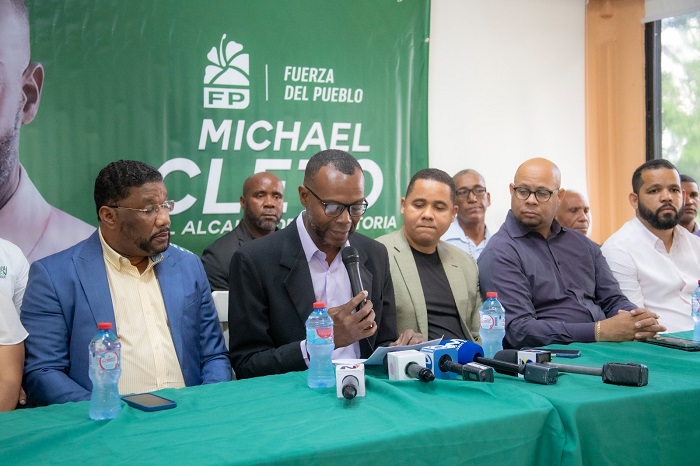 Encuestadora AXCIONA da a Michael Cleto favorito a la alcaldía de La Victoria