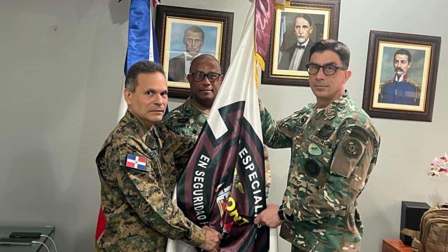 Coronel Freddy R. Soto Thormann asume dirección del CESFront.