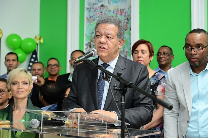Leonel califica como una burla mandar a disminuir consumo en medio de tantos apagones
