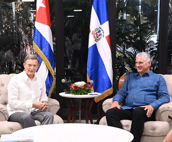 Roberto Álvarez y Miguel Díaz-Canel Bermúdez