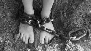 ntre las personas rescatadas se encontraban 26 menores de edad, una anciana de 90 años y 17 extranjeros