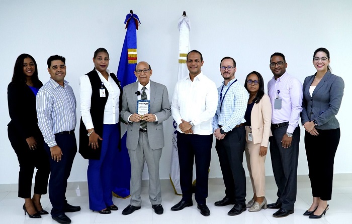 Reconocen al IDOPPRIL como institución Embajadora de Confianza