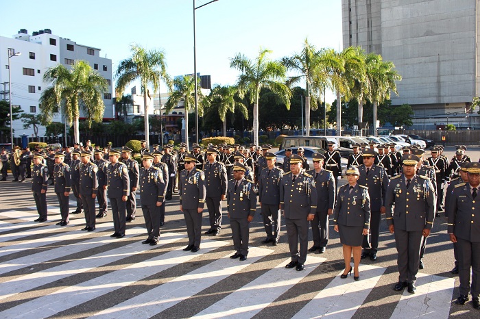 Gobierno aumenta salarios RD$29,025.07 más incentivos a miembros de la PN