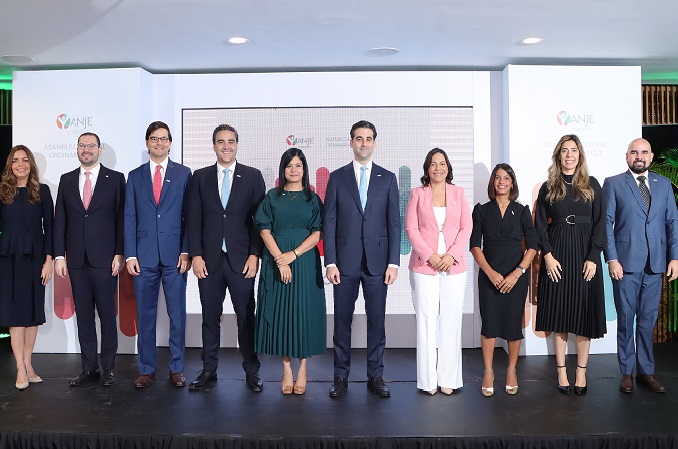 ANJE presenta su nueva directiva presidida por José N. González