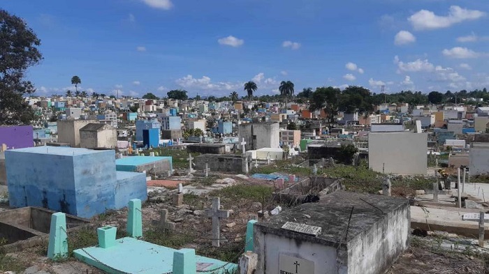 El cuerpo de Arelis Richardson fue encontrado en el cementerio Santa Fe de San Pedro de Macorís.