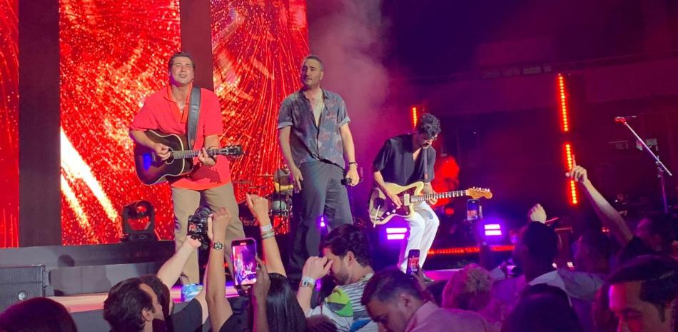 “Noviembre sin ti”, la canción más romántica de este mes desde hace 18 años