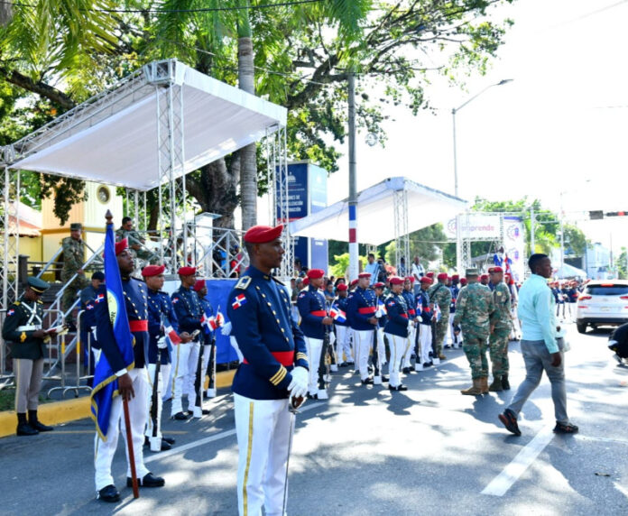 San Cristóbal celebra el 179 aniversario de la Constitución