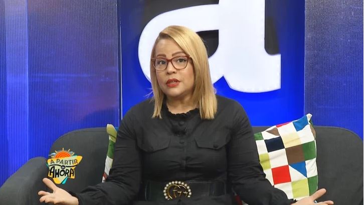 Karen Serrata renuncia del PRD