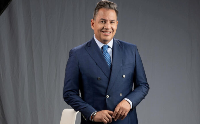 Daniel Sarcos cuestiona el contenido sobre “gente intrascendente”