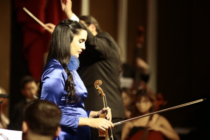 Aisha culmina en Bolivia su gira mundial de cuatro continentes