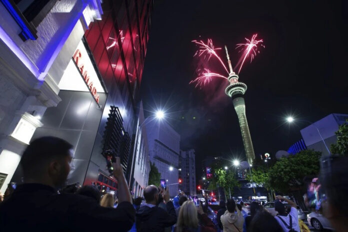 Auckland, Nueva Zelanda, la primera ciudad importante en recibir el año 2024