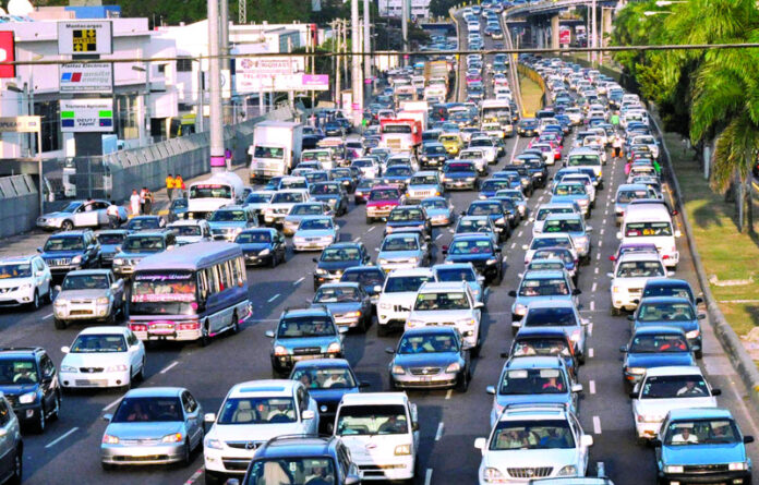 Más de un millón de conductores faltan por renovar sus marbetes