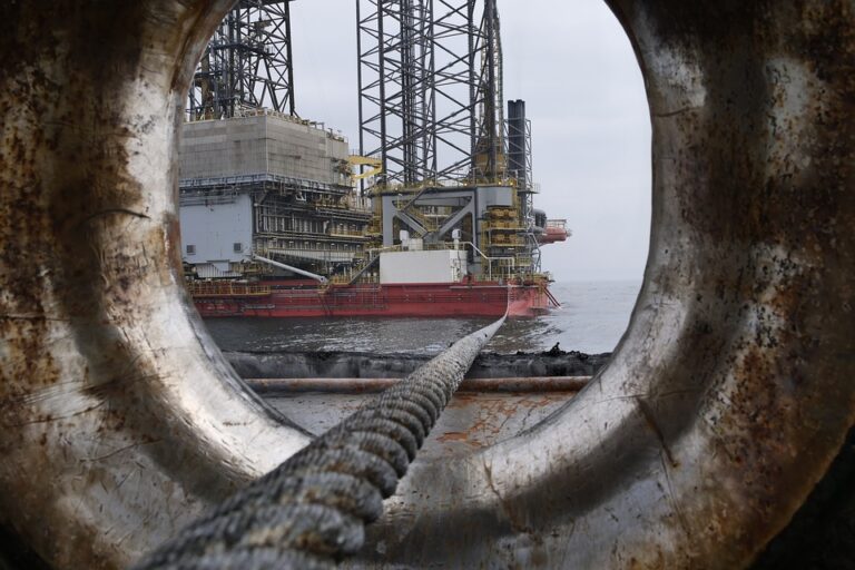 El petróleo de Texas abre con una subida del 1,45 %, hasta 75,01 dólares el barril