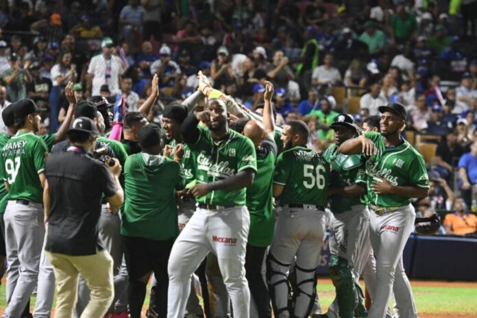 Barrero pone a las Estrellas 2-0 sobre Licey en la Serie Final