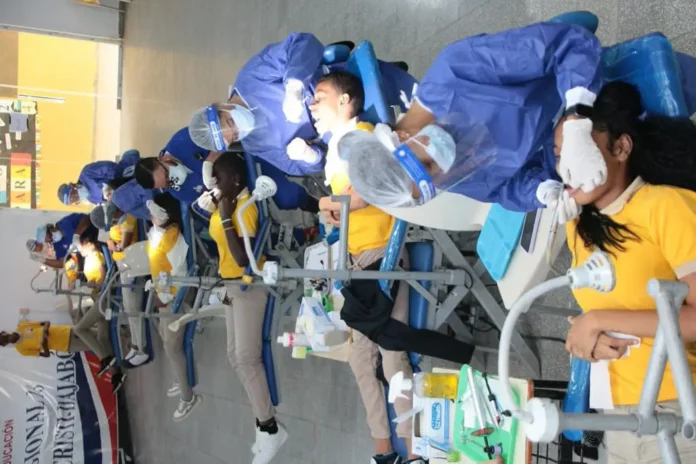 Más de 1.8 millones de estudiantes recibieron atenciones de salud