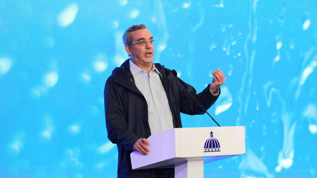 Abinader: las encuestas están hoy entre 58 % y 64 %