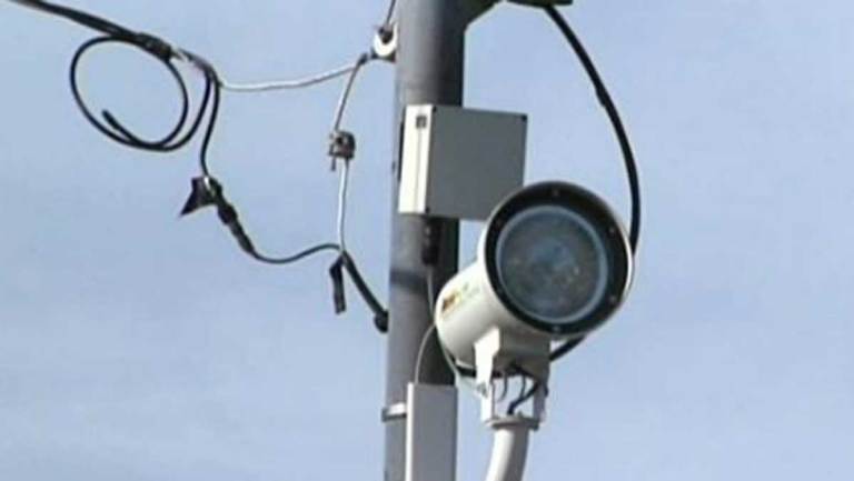 Nueva York aboga por expansión del programa de cámaras de luz roja