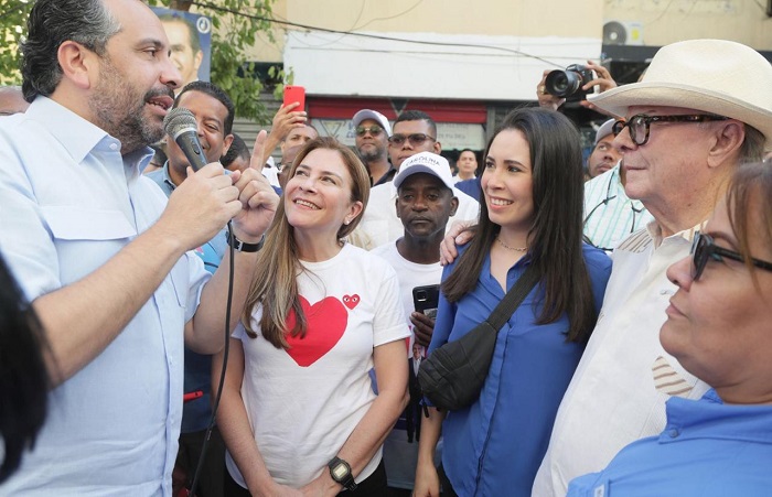 Ex presidente Hipólito Mejía valora apoyo del MND a alcaldesa Carolina Mejía 