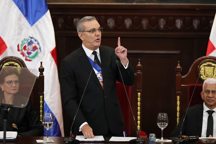 Abinader dice indicadores económicos y sociales muestran cambios logrados