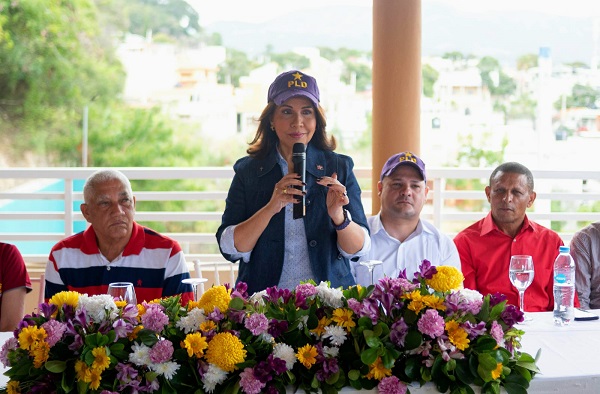 Margarita Cedeño se reúne con los candidatos de la “Alianza Rescate RD” en San José de Ocoa