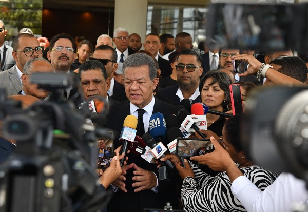 Leonel: El sentido del honor y la dignidad caracterizó a Franklin Almeyda
