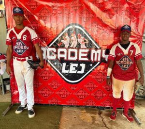 Los jugadores José Medina Clase 2026 y Yariel Delgado clase 2028.