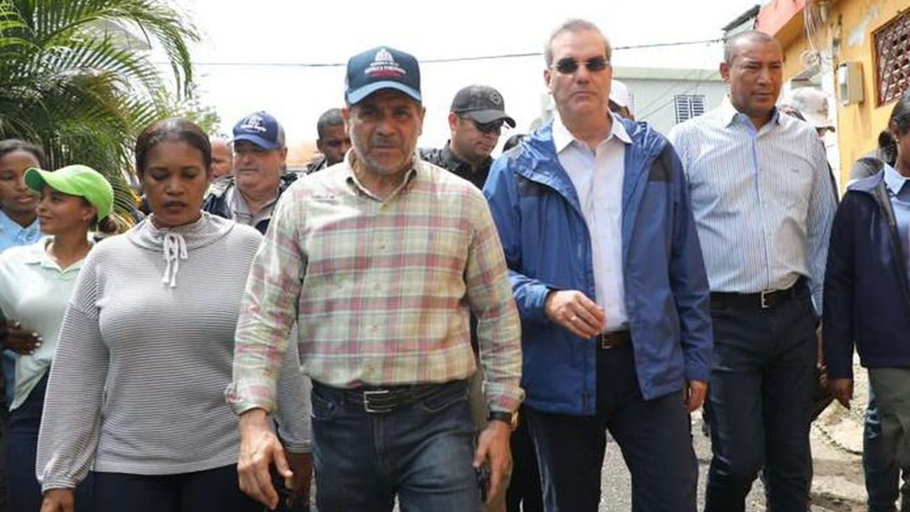 Ministro de Agricultura auxilia productores línea noroeste luego de tornado