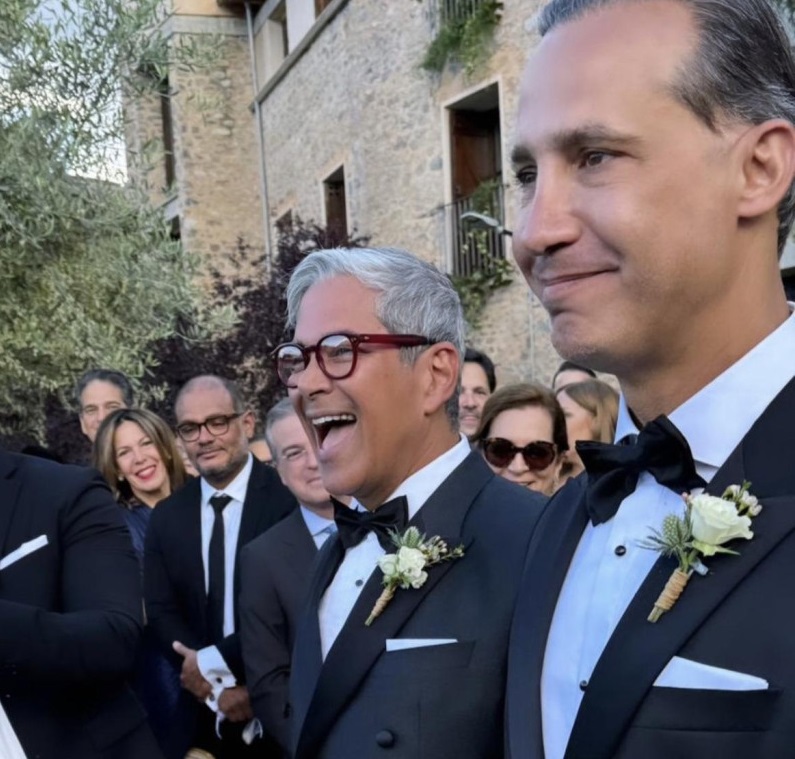 El productor José Llano y el cirujano plástico Jesús Abreu se casan en una boda llena de figuras