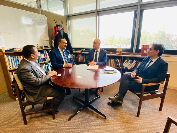 Presidente JCE agota reunión de trabajo con la CEPAL en Chile