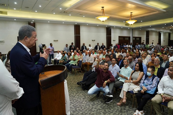 En el Sur y El Cibao, FP elige integrantes de la Comisión Organizadora de su Congreso