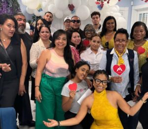 Presentan con éxito en NY "El Poder Está En Ti"