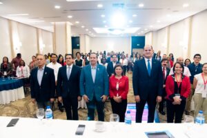 Ministro de Salud garantiza suministro de medicamentos a pacientes con hipertensión y diabetes