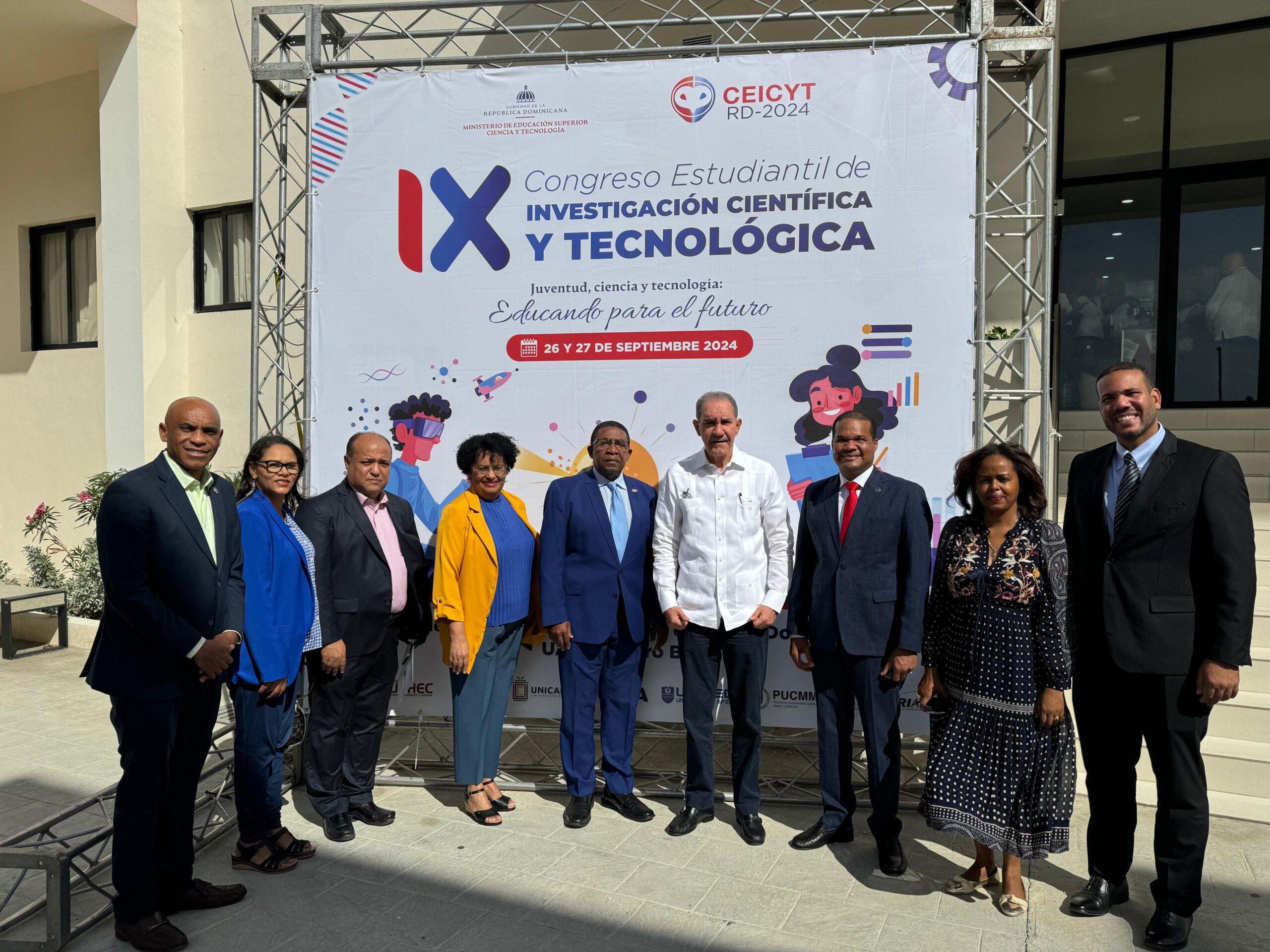 MESCyT abre lX Congreso Estudiantil de Investigación Científica y Tecnológica, con la presentación de 416 trabajos de exploración