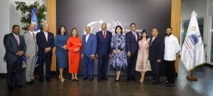 Contraloría gana Medalla de Bronce