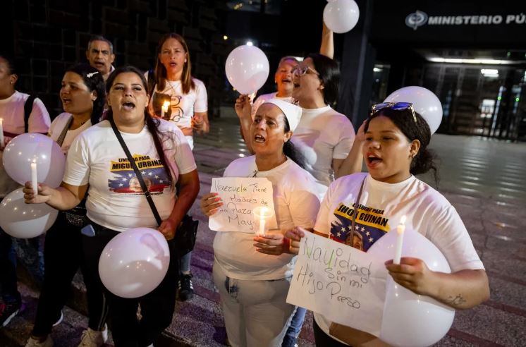 Familiares “desesperados” por traslado de “presas políticas”, dice un partido antichavista