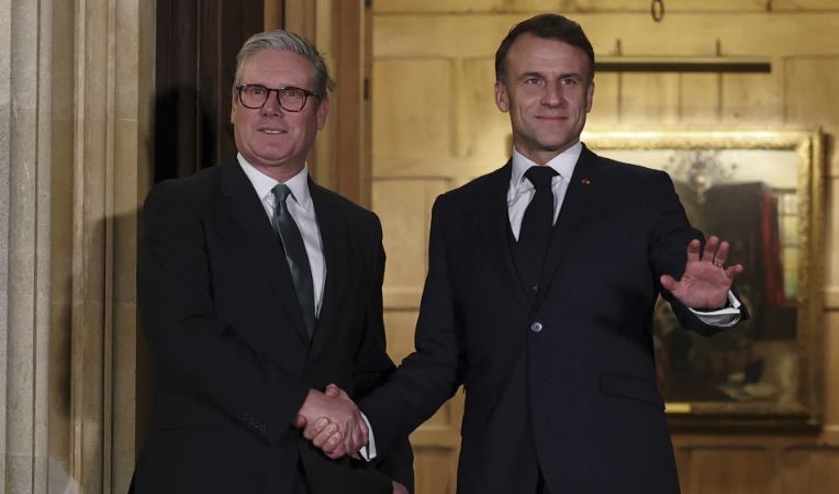 Keir Starmer y Emmanuel Macron