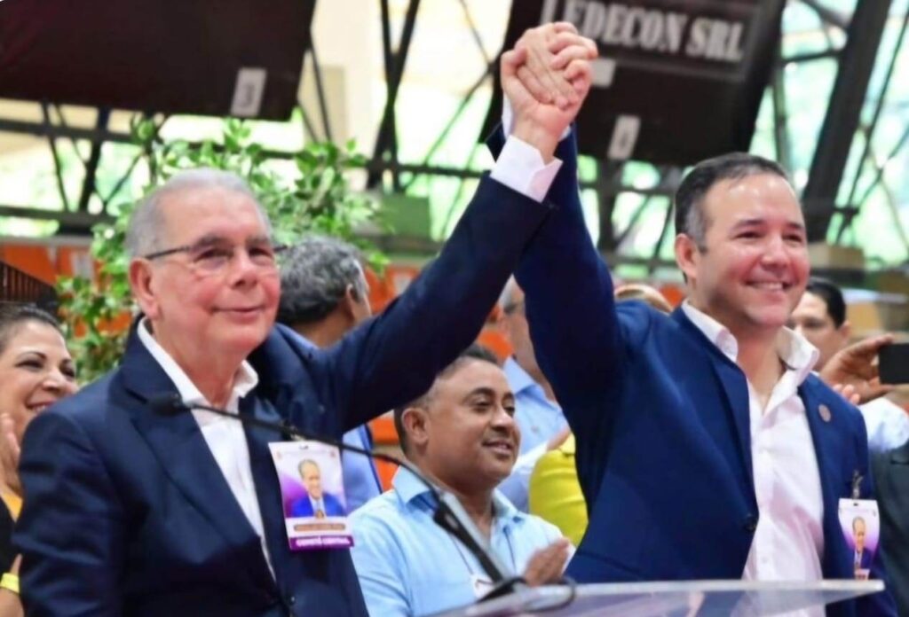 Danilo Medina y Johnny Pujols