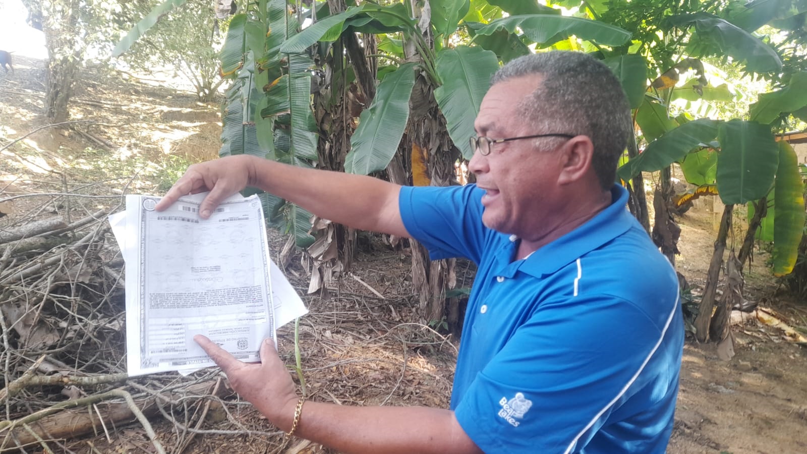 Acusan al Ministro Andrés Bautista de intentar despojar a una familia de sus terrenos en el Santo Cerro