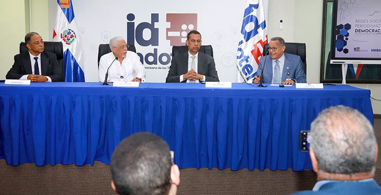 indotel-ofrece-detalles-del-foro-periodismo-redes-sociales-y-democracia