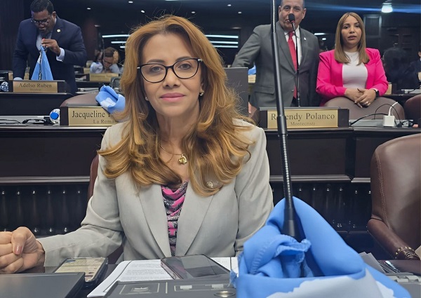 Adelys Olivares