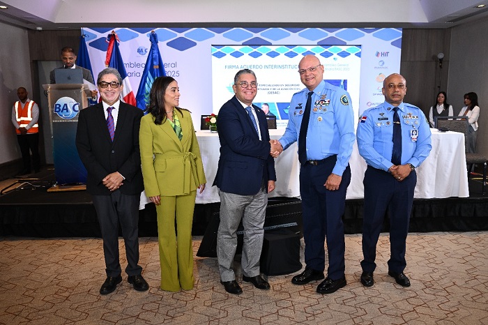 CESAC y BASC firman acuerdo para fortalecer la seguridad logística aérea en la RD