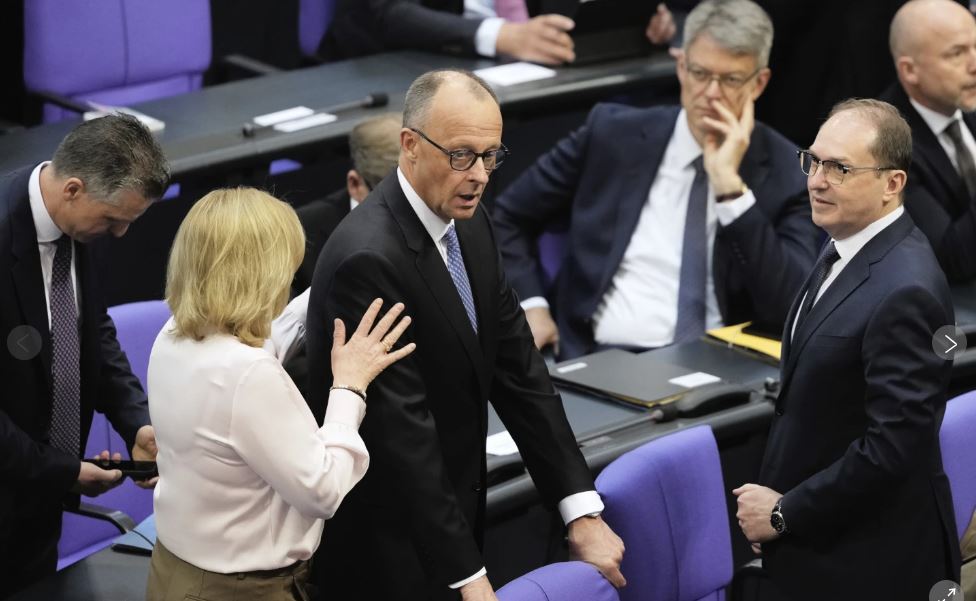 La candidatura del canciller de Alemania fracasa en el parlamento en una derrota inesperada