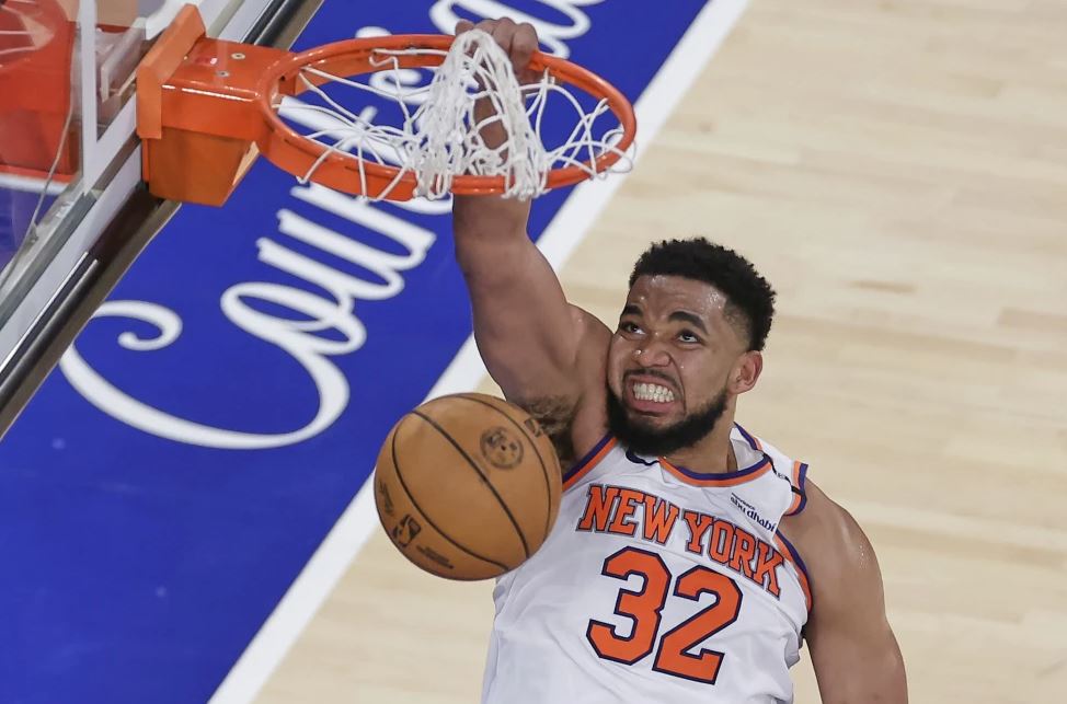 Brunson y Towns llevan a Knicks a victoria de 111-94 que reduce ventaja de Pacers a 3-2