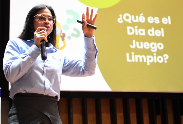Laura Pinedo
